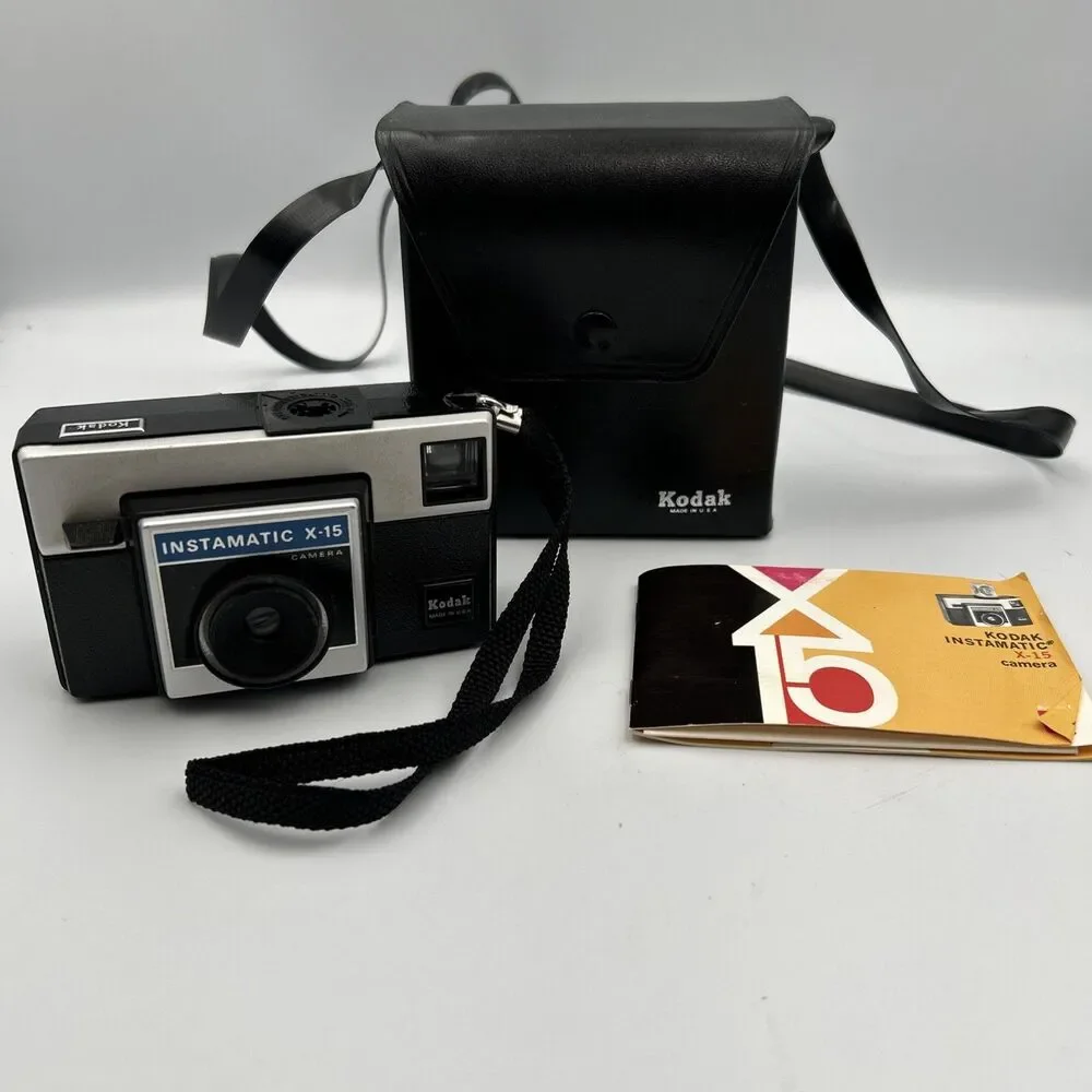 Vintage Kodak Instamatic X-15 126 Film Camera w/ Case & Manual Untested USA